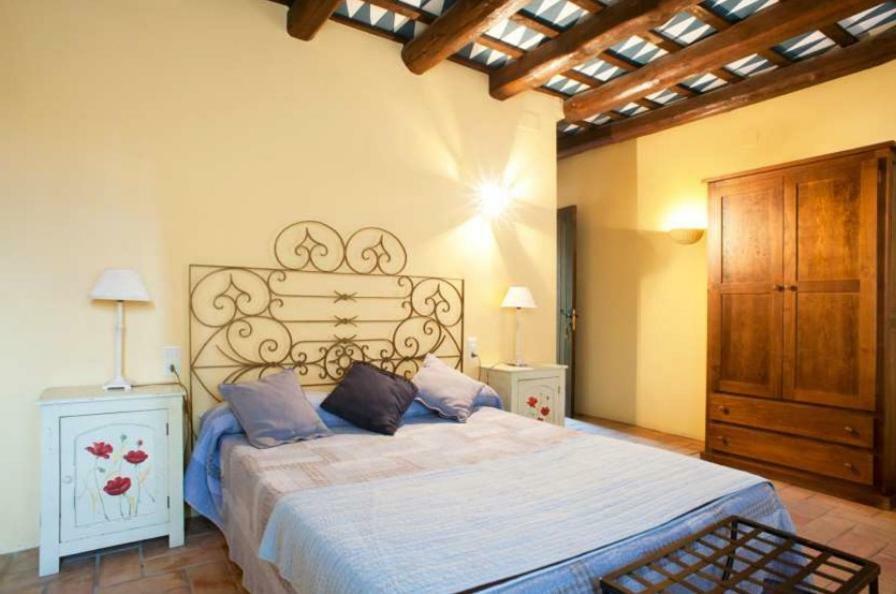 Hostal La Riera Torroella de Montgrí المظهر الخارجي الصورة